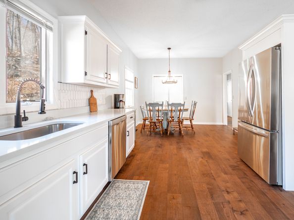 20 Musnug Road, Danbury CT 06811