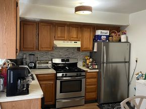 285 Dayton Road, Bridgeport CT 06606