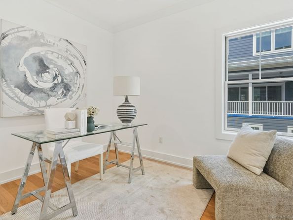 345 Reef Road B6, Fairfield CT 06824