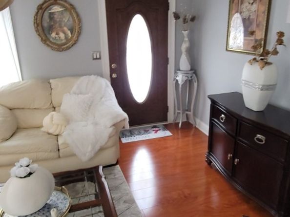 30 Grove Place, Danbury CT 06810