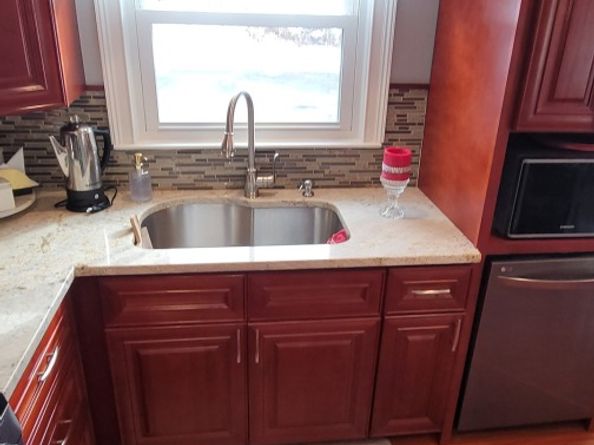 30 Grove Place, Danbury CT 06810