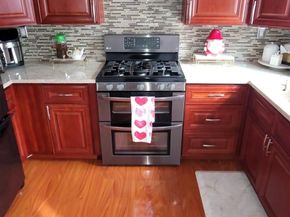 30 Grove Place, Danbury CT 06810