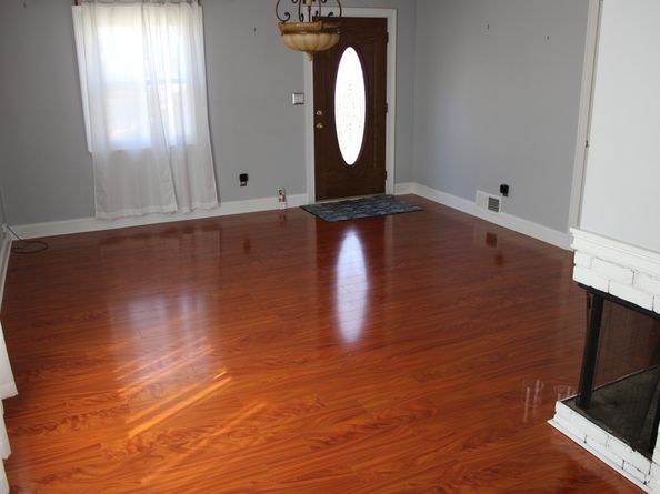 30 Grove Place, Danbury CT 06810