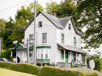 127 Triangle Street