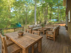 4 Bristle Lane, Newtown CT 06482