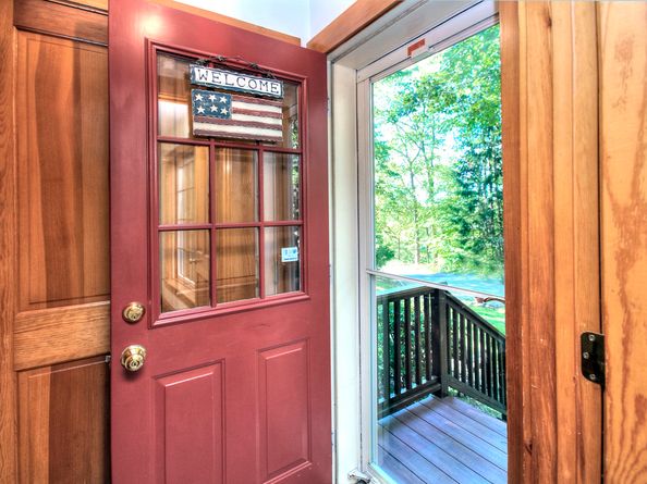 4 Bristle Lane, Newtown CT 06482