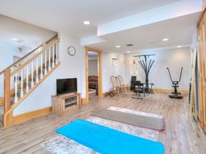 4 Bristle Lane, Newtown CT 06482