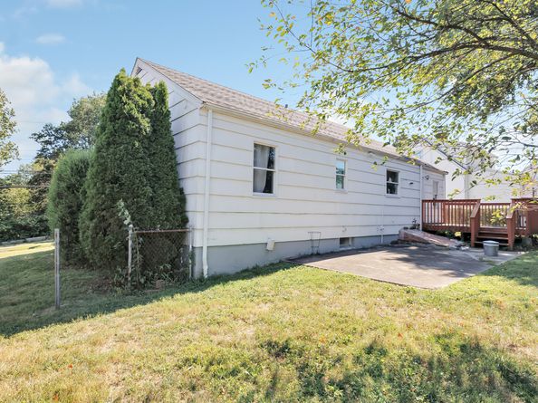 574 Thorme Street, Bridgeport CT 06606