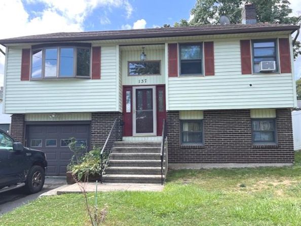 137 Holroyd Street, Bridgeport CT 06606