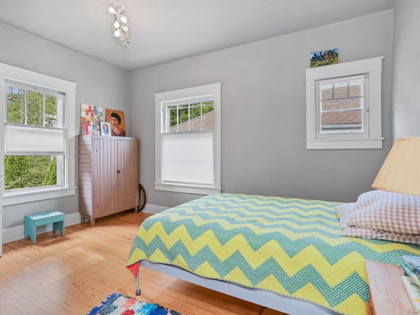 165 Bennett Street, Bridgeport CT 06605