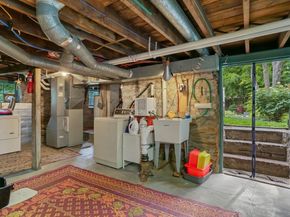 165 Bennett Street, Bridgeport CT 06605