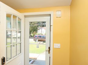 74 Roger Williams Road, Bridgeport CT 06610