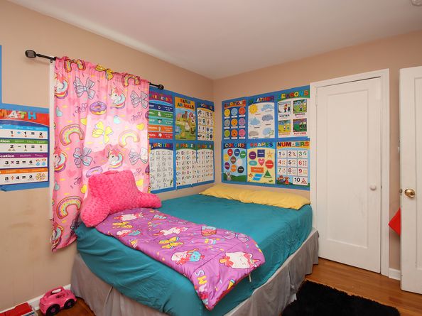 74 Roger Williams Road, Bridgeport CT 06610