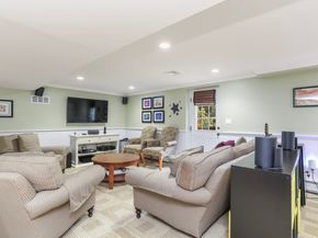 37 Old Wagon Road, Wilton CT 06897