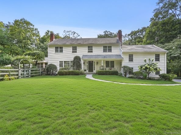 37 Old Wagon Road, Wilton CT 06897