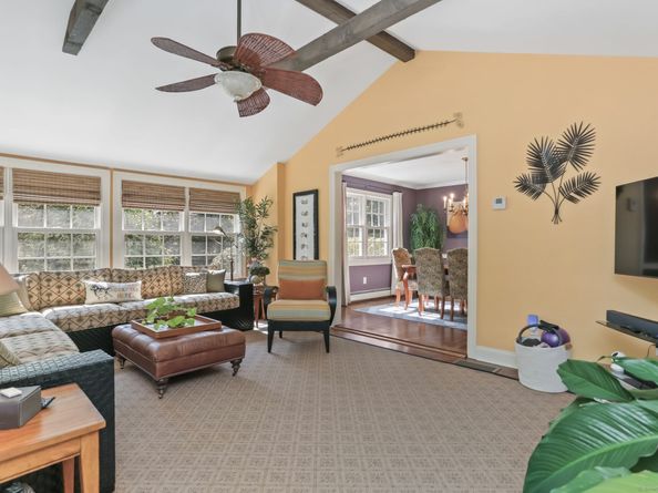 37 Old Wagon Road, Wilton CT 06897