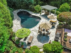 37 Old Wagon Road, Wilton CT 06897