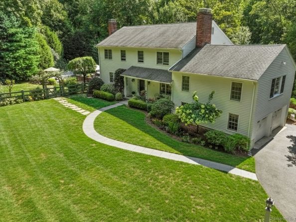 37 Old Wagon Road, Wilton CT 06897