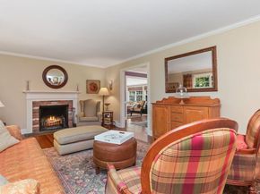 37 Old Wagon Road, Wilton CT 06897