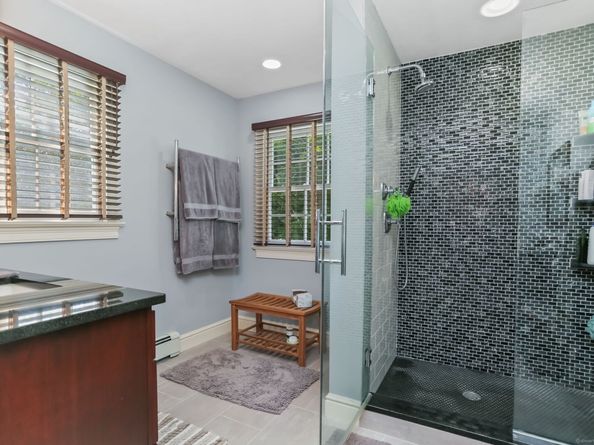 37 Old Wagon Road, Wilton CT 06897