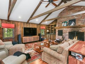 37 Old Wagon Road, Wilton CT 06897