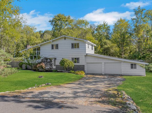 53 Tower Road, Brookfield CT 06804
