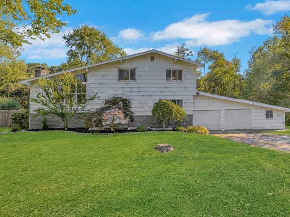 53 Tower Road, Brookfield CT 06804
