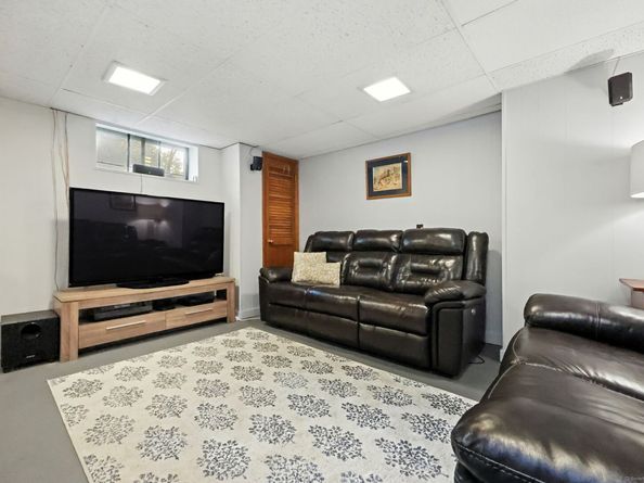58 Wheeler Park Avenue, Fairfield CT 06825
