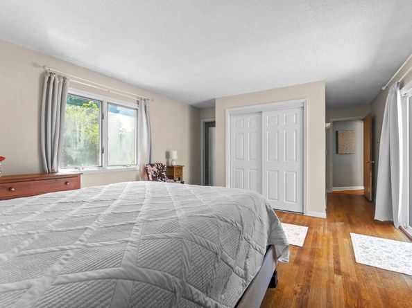 37 West Street, Newtown CT 06470