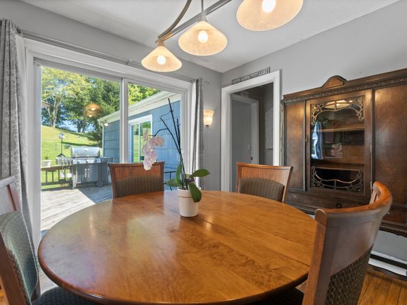 37 West Street, Newtown CT 06470