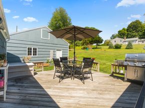 37 West Street, Newtown CT 06470