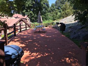 14 Roxbury Lane 14, Bridgeport CT 06606