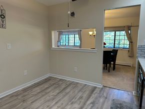 14 Roxbury Lane 14, Bridgeport CT 06606