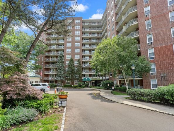 71 Strawberry Hill Avenue APT 1002, Stamford CT 06902