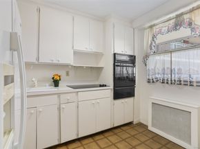 71 Strawberry Hill Avenue APT 1002, Stamford CT 06902