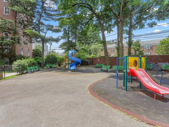 71 Strawberry Hill Avenue APT 1002, Stamford CT 06902