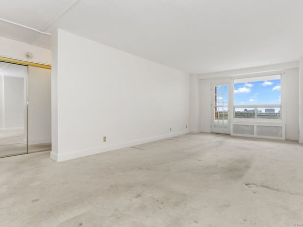 71 Strawberry Hill Avenue APT 1002, Stamford CT 06902