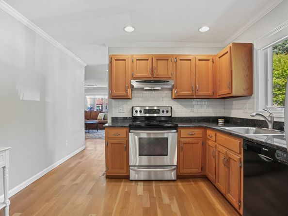 166 Old Brookfield Road 341, Danbury CT 06811