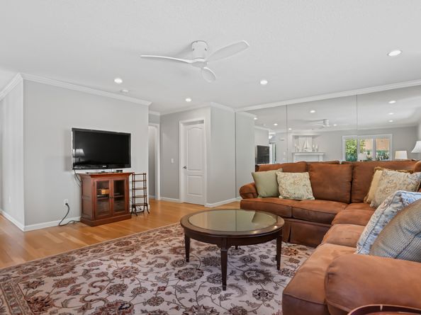 166 Old Brookfield Road 341, Danbury CT 06811