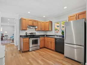 166 Old Brookfield Road 341, Danbury CT 06811
