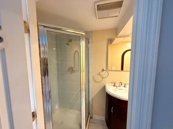 32 Locust Lane, Stamford CT 06905