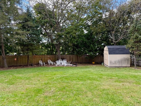 32 Locust Lane, Stamford CT 06905