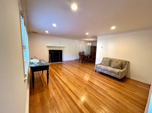 32 Locust Lane, Stamford CT 06905
