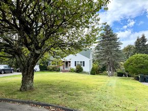 32 Locust Lane, Stamford CT 06905