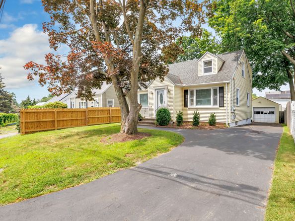 84 Oxford Street, Bridgeport CT 06606