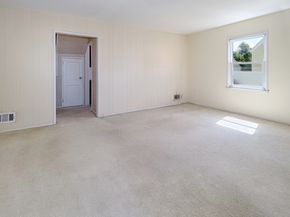 1055 Stratford Road, Stratford CT 06615