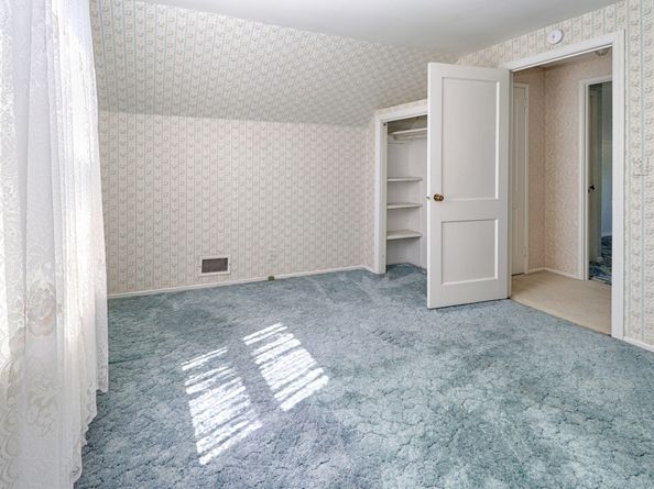 1055 Stratford Road, Stratford CT 06615