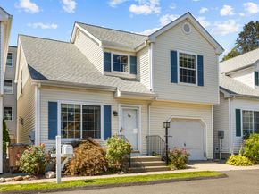 14 Maple Tree Avenue 2, Stamford CT 06906