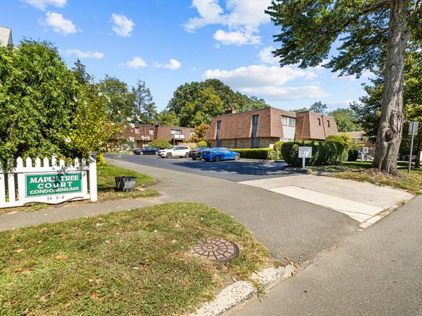 14 Maple Tree Avenue 2, Stamford CT 06906