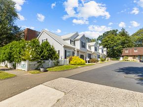 14 Maple Tree Avenue 2, Stamford CT 06906